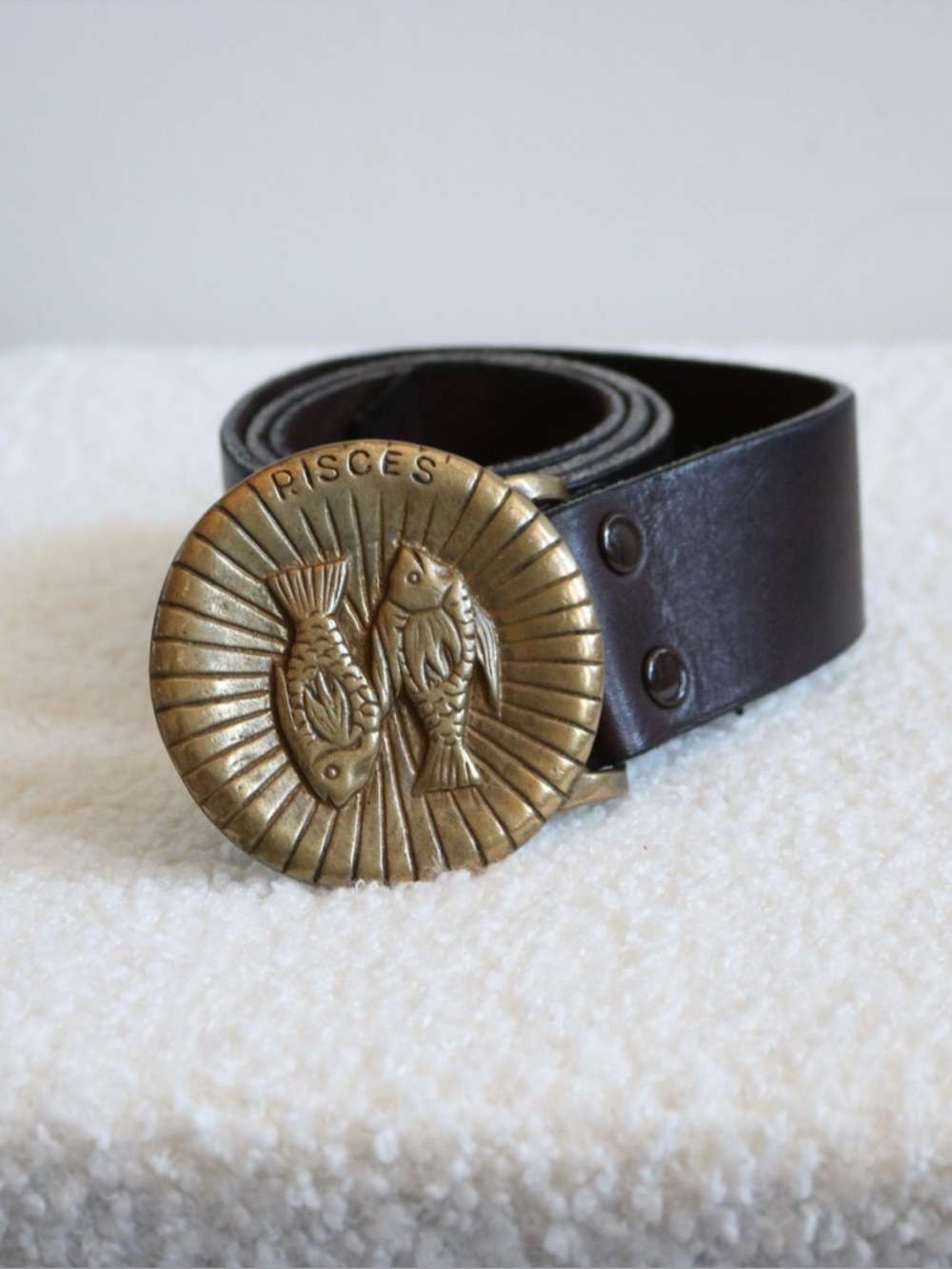 Vintage Pisces Zodiac Sign Brown Leather Belt Brass Buckle Size 32